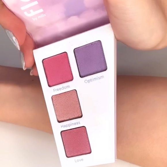 Florence by Mills Other - Florence by Mills-16 Wishes Eyeshadow Pallet-pinks